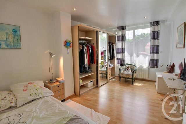 maison à vendre - 6 pièces - 147.16 m2 - NOGENT SUR MARNE - 94 - ILE-DE-FRANCE - Century 21 Vabel Immobilier maison à vendre - 6 pièces - 147.16 m2 - NOGENT SUR MARNE - 94 - ILE-DE-FRANCE - Century 21 Vabel Immobilier