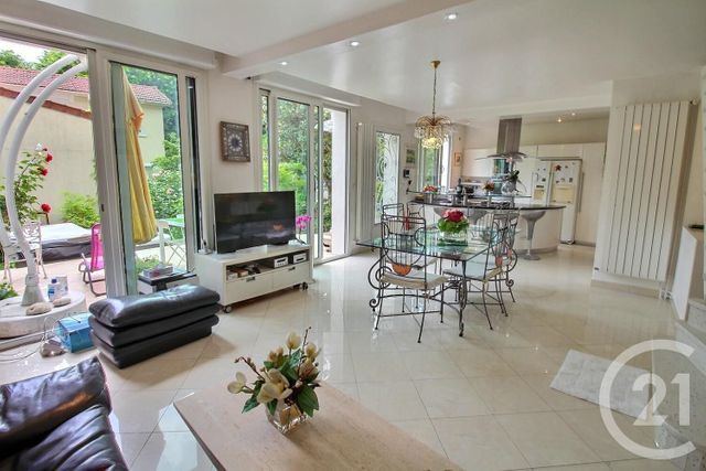 maison à vendre - 6 pièces - 147.16 m2 - NOGENT SUR MARNE - 94 - ILE-DE-FRANCE - Century 21 Vabel Immobilier maison à vendre - 6 pièces - 147.16 m2 - NOGENT SUR MARNE - 94 - ILE-DE-FRANCE - Century 21 Vabel Immobilier