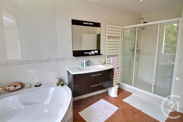 maison à vendre - 6 pièces - 147.16 m2 - NOGENT SUR MARNE - 94 - ILE-DE-FRANCE - Century 21 Vabel Immobilier maison à vendre - 6 pièces - 147.16 m2 - NOGENT SUR MARNE - 94 - ILE-DE-FRANCE - Century 21 Vabel Immobilier