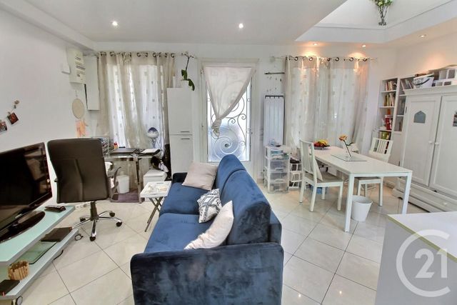 maison à vendre - 6 pièces - 147.16 m2 - NOGENT SUR MARNE - 94 - ILE-DE-FRANCE - Century 21 Vabel Immobilier maison à vendre - 6 pièces - 147.16 m2 - NOGENT SUR MARNE - 94 - ILE-DE-FRANCE - Century 21 Vabel Immobilier