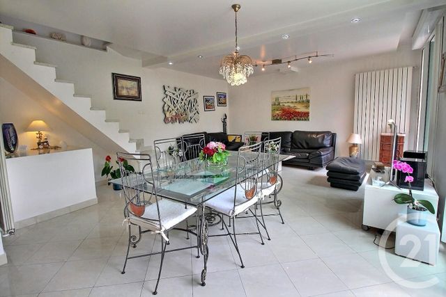 maison à vendre - 6 pièces - 147.16 m2 - NOGENT SUR MARNE - 94 - ILE-DE-FRANCE - Century 21 Vabel Immobilier maison à vendre - 6 pièces - 147.16 m2 - NOGENT SUR MARNE - 94 - ILE-DE-FRANCE - Century 21 Vabel Immobilier