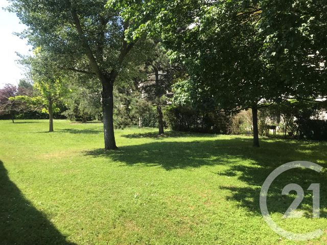 Appartement F1 à louer - 1 pièce - 28.98 m2 - JOINVILLE LE PONT - 94 - ILE-DE-FRANCE - Century 21 Vabel Immobilier Appartement F1 à louer - 1 pièce - 28.98 m2 - JOINVILLE LE PONT - 94 - ILE-DE-FRANCE - Century 21 Vabel Immobilier