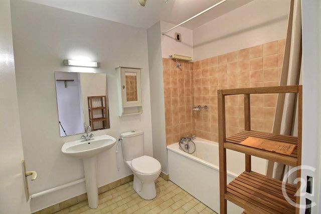 Appartement F1 à louer - 1 pièce - 28.98 m2 - JOINVILLE LE PONT - 94 - ILE-DE-FRANCE - Century 21 Vabel Immobilier Appartement F1 à louer - 1 pièce - 28.98 m2 - JOINVILLE LE PONT - 94 - ILE-DE-FRANCE - Century 21 Vabel Immobilier