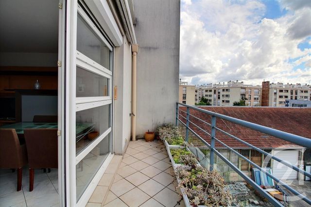 Afficher la photo en grand Appartement F3 à vendre - 3 pièces - 71.98 m2 - JOINVILLE LE PONT - 94 - ILE-DE-FRANCE - Century 21 Vabel Immobilier