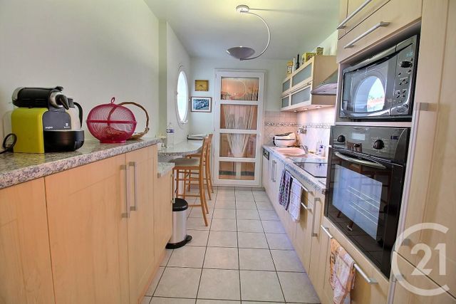 Afficher la photo en grand Appartement F3 à vendre - 3 pièces - 71.98 m2 - JOINVILLE LE PONT - 94 - ILE-DE-FRANCE - Century 21 Vabel Immobilier