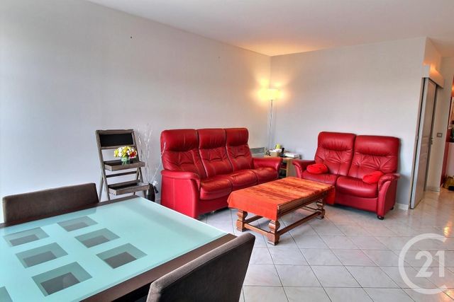 Afficher la photo en grand Appartement F3 à vendre - 3 pièces - 71.98 m2 - JOINVILLE LE PONT - 94 - ILE-DE-FRANCE - Century 21 Vabel Immobilier