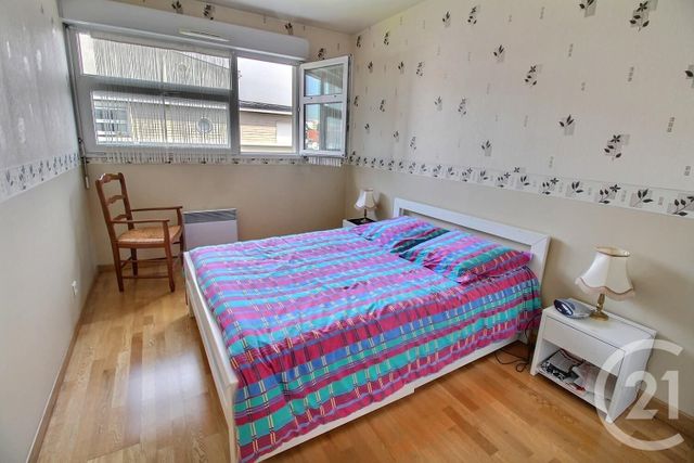 Afficher la photo en grand Appartement F3 à vendre - 3 pièces - 71.98 m2 - JOINVILLE LE PONT - 94 - ILE-DE-FRANCE - Century 21 Vabel Immobilier