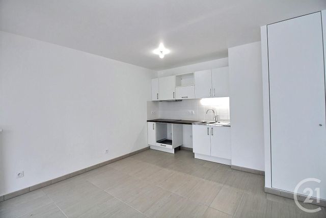 Afficher la photo en grand Appartement F2 à louer - 2 pièces - 42.93 m2 - ST MAURICE - 94 - ILE-DE-FRANCE - Century 21 Vabel Immobilier