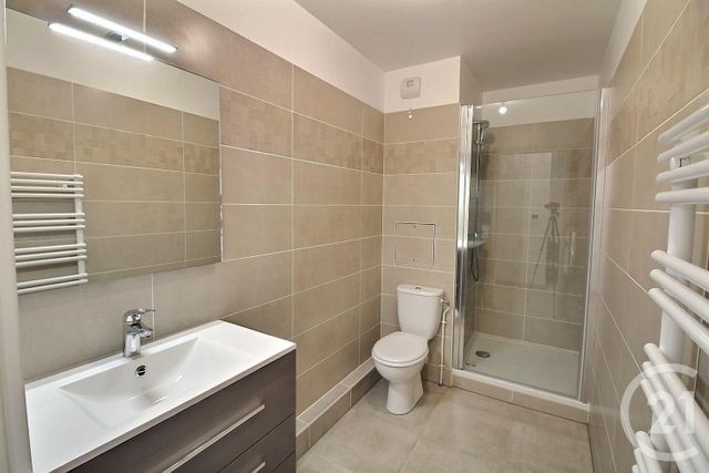 Afficher la photo en grand Appartement F2 à louer - 2 pièces - 42.93 m2 - ST MAURICE - 94 - ILE-DE-FRANCE - Century 21 Vabel Immobilier