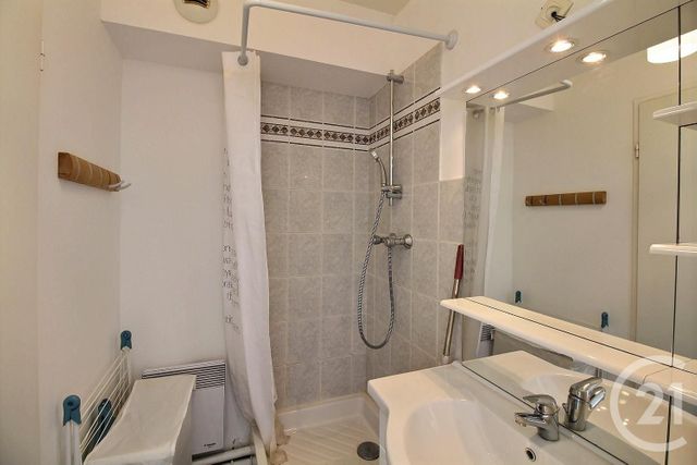 Afficher la photo en grand Studio à louer - 1 pièce - 28.17 m2 - ALFORTVILLE - 94 - ILE-DE-FRANCE - Century 21 Vabel Immobilier