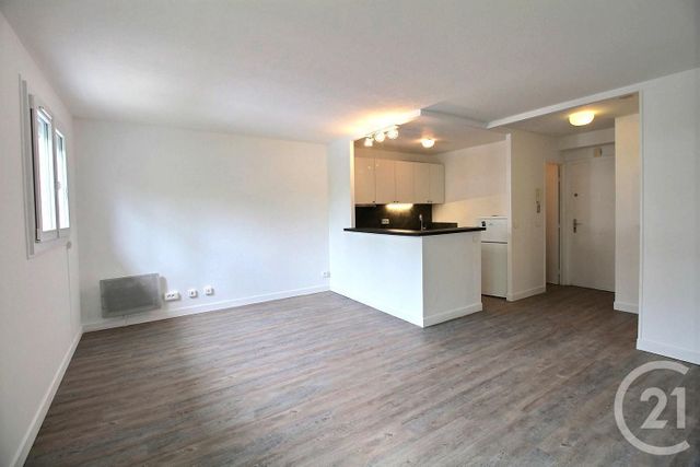 Studio à louer - 1 pièce - 35.64 m2 - NOISY LE GRAND - 93 - ILE-DE-FRANCE - Century 21 Vabel Immobilier