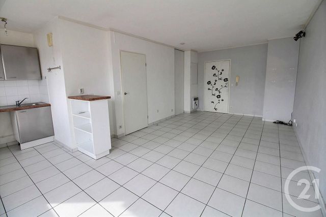 Appartement F2 à louer - 2 pièces - 48.66 m2 - ALFORTVILLE - 94 - ILE-DE-FRANCE - Century 21 Vabel Immobilier