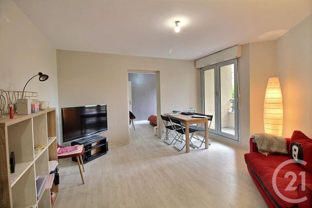 Appartement F2 à vendre - 2 pièces - 42.0 m2 - JOINVILLE LE PONT - 94 - ILE-DE-FRANCE - Century 21 Vabel Immobilier