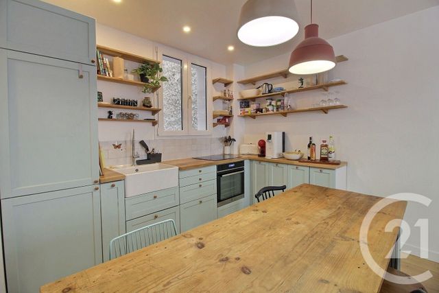 Appartement F2 à vendre - 2 pièces - 46.05 m2 - PARIS - 75011 - ILE-DE-FRANCE - Century 21 Vabel Immobilier