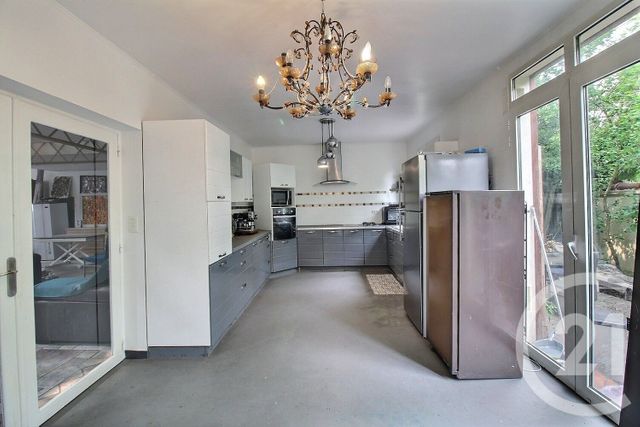 maison à vendre - 7 pièces - 225.12 m2 - JOINVILLE LE PONT - 94 - ILE-DE-FRANCE - Century 21 Vabel Immobilier