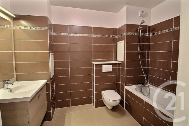 Appartement Studio à vendre - 1 pièce - 28.77 m2 - JOINVILLE LE PONT - 94 - ILE-DE-FRANCE - Century 21 Vabel Immobilier