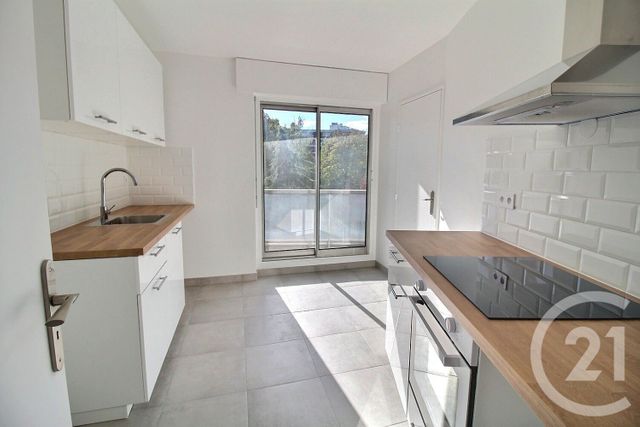 Appartement F3 à vendre ST MAURICE