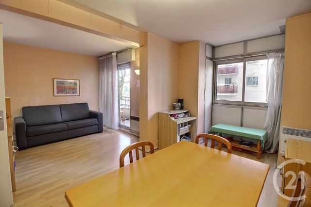 Appartement à vendre - 2 pièces - 47.47 m2 - JOINVILLE LE PONT - 94 - ILE-DE-FRANCE - Century 21 Vabel Immobilier