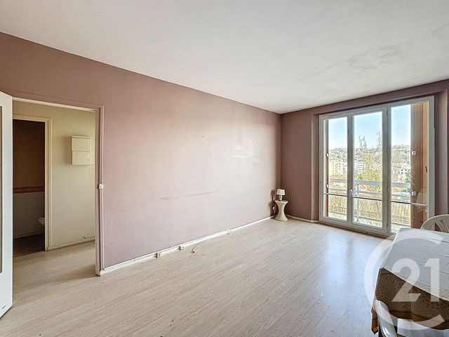 Appartement F2 à vendre - 2 pièces - 42.75 m2 - LA VARENNE ST HILAIRE - 94 - ILE-DE-FRANCE - Century 21 Vabel Immobilier