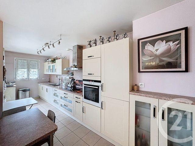 Appartement F3 à vendre - 3 pièces - 66.48 m2 - CHENNEVIERES SUR MARNE - 94 - ILE-DE-FRANCE - Century 21 Vabel Immobilier