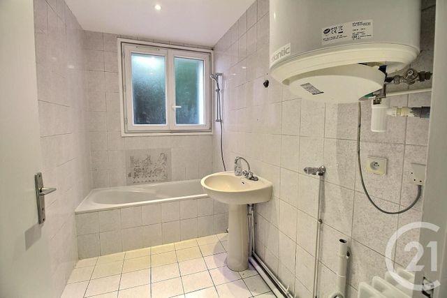 Appartement Studio à louer - 1 pièce - 38.94 m2 - NOGENT SUR MARNE - 94 - ILE-DE-FRANCE - Century 21 Vabel Immobilier