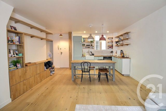 Appartement F2 à vendre - 2 pièces - 46.05 m2 - PARIS - 75011 - ILE-DE-FRANCE - Century 21 Vabel Immobilier