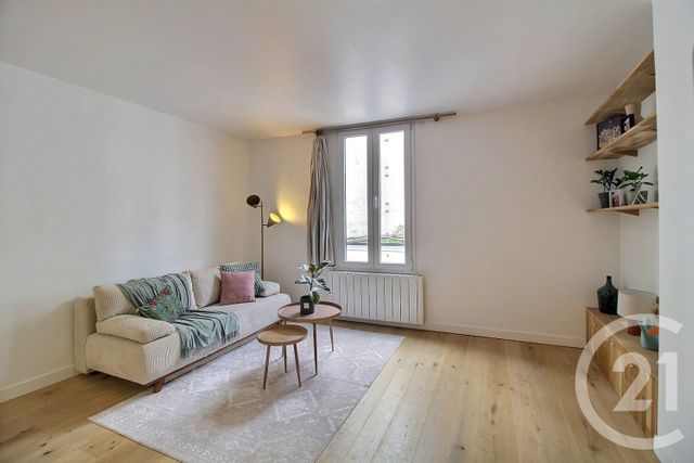 Appartement F2 à vendre - 2 pièces - 46.05 m2 - PARIS - 75011 - ILE-DE-FRANCE - Century 21 Vabel Immobilier