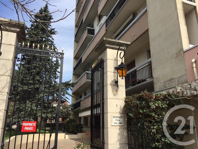 Appartement F5 à louer - 5 pièces - 106.98 m2 - JOINVILLE LE PONT - 94 - ILE-DE-FRANCE - Century 21 Vabel Immobilier