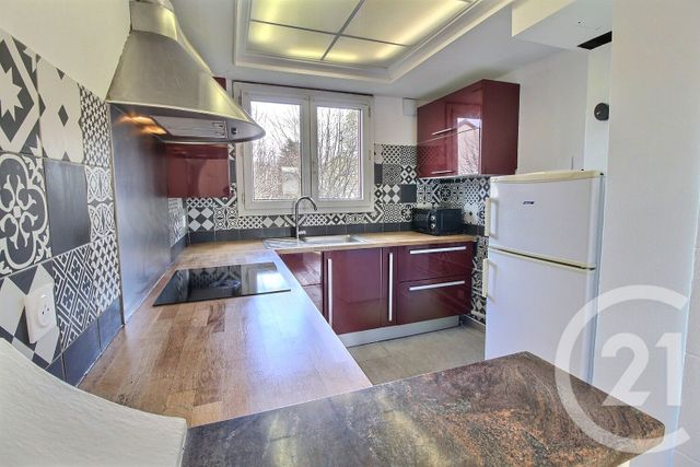 Appartement F3 à louer - 3 pièces - 52.66 m2 - VILLIERS SUR MARNE - 94 - ILE-DE-FRANCE - Century 21 Vabel Immobilier