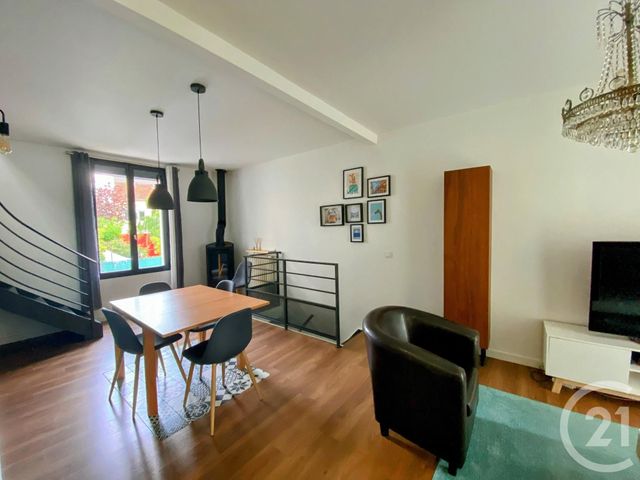 maison à louer - 3 pièces - 153.0 m2 - CHAMPIGNY SUR MARNE - 94 - ILE-DE-FRANCE - Century 21 Vabel Immobilier
