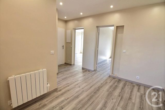 Appartement F2 à louer - 2 pièces - 46.52 m2 - ALFORTVILLE - 94 - ILE-DE-FRANCE - Century 21 Vabel Immobilier