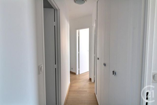 Appartement F3 à vendre - 4 pièces - 73.51 m2 - PARIS - 75013 - ILE-DE-FRANCE - Century 21 Vabel Immobilier