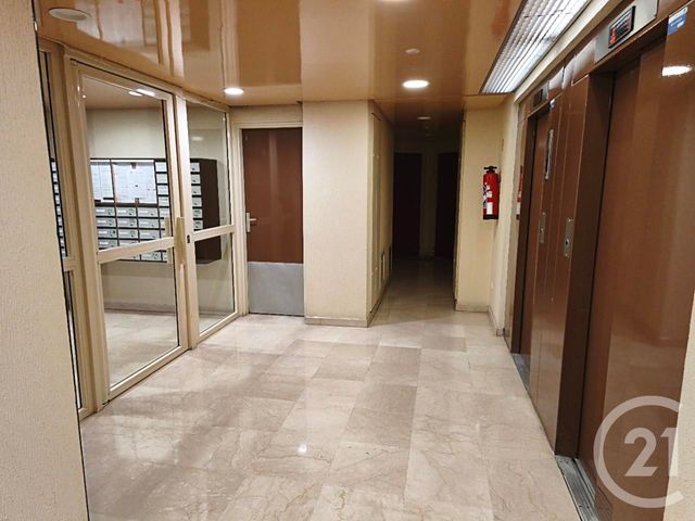 Appartement F3 à vendre - 4 pièces - 73.51 m2 - PARIS - 75013 - ILE-DE-FRANCE - Century 21 Vabel Immobilier