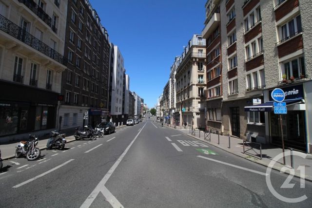 Appartement F3 à vendre - 4 pièces - 73.51 m2 - PARIS - 75013 - ILE-DE-FRANCE - Century 21 Vabel Immobilier