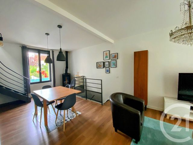 Appartement F4 à louer - 4 pièces - 153.0 m2 - CHAMPIGNY SUR MARNE - 94 - ILE-DE-FRANCE - Century 21 Vabel Immobilier