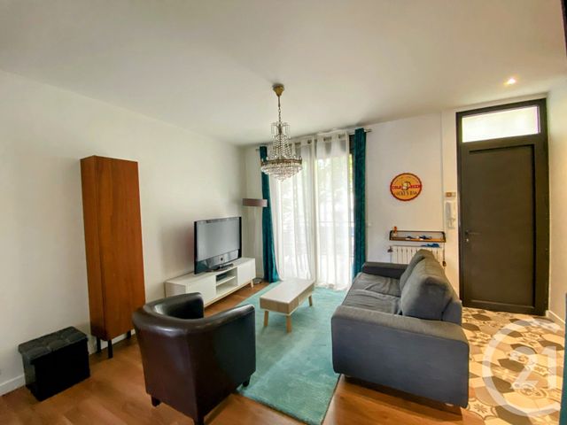 Appartement F4 à louer - 4 pièces - 153.0 m2 - CHAMPIGNY SUR MARNE - 94 - ILE-DE-FRANCE - Century 21 Vabel Immobilier