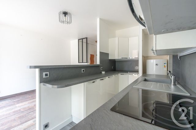 Appartement Studio à vendre - 1 pièce - 25.51 m2 - VINCENNES - 94 - ILE-DE-FRANCE - Century 21 Vabel Immobilier