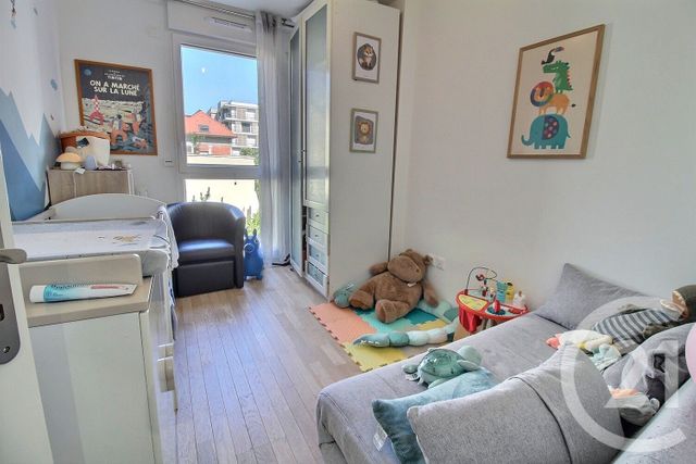 Appartement à vendre - 4 pièces - 78.04 m2 - JOINVILLE LE PONT - 94 - ILE-DE-FRANCE - Century 21 Vabel Immobilier