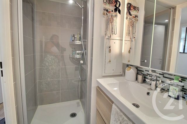 Appartement à vendre - 4 pièces - 78.04 m2 - JOINVILLE LE PONT - 94 - ILE-DE-FRANCE - Century 21 Vabel Immobilier