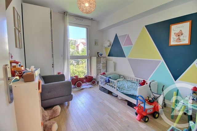 Appartement à vendre - 4 pièces - 78.04 m2 - JOINVILLE LE PONT - 94 - ILE-DE-FRANCE - Century 21 Vabel Immobilier