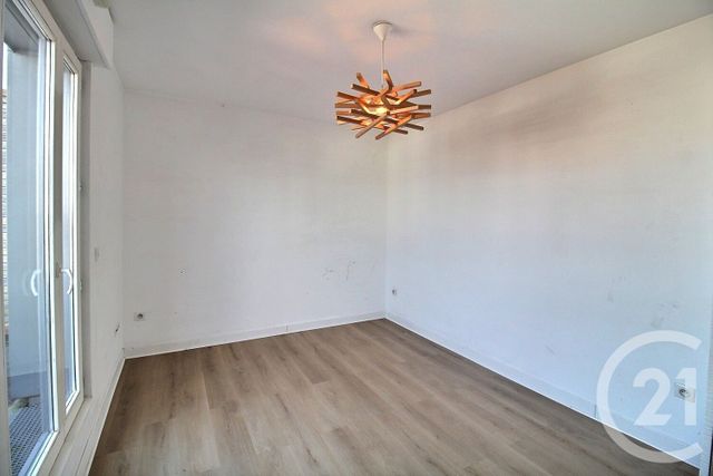 Appartement F4 à louer - 4 pièces - 69.99 m2 - MAISONS ALFORT - 94 - ILE-DE-FRANCE - Century 21 Vabel Immobilier