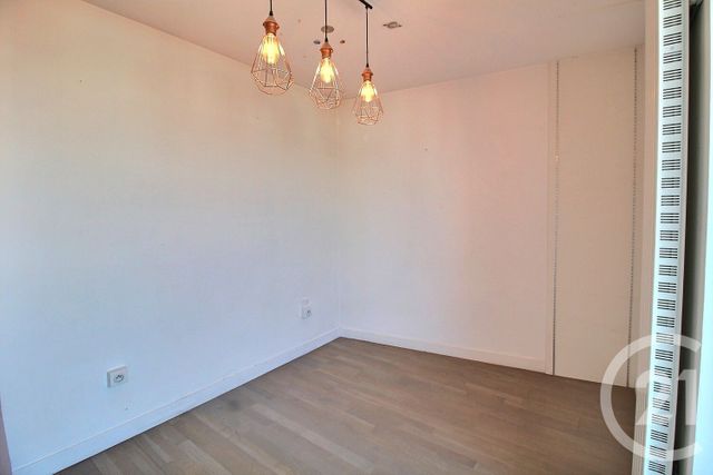 Appartement F4 à louer - 4 pièces - 69.99 m2 - MAISONS ALFORT - 94 - ILE-DE-FRANCE - Century 21 Vabel Immobilier