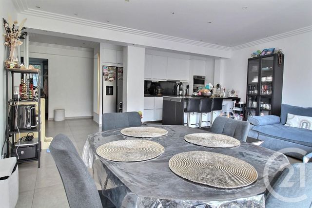 Appartement F3 à vendre - 3 pièces - 75.0 m2 - ST MAURICE - 94 - ILE-DE-FRANCE - Century 21 Vabel Immobilier