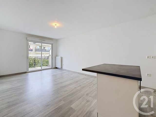 Appartement F3 à vendre - 3 pièces - 54.52 m2 - NEUILLY PLAISANCE - 93 - ILE-DE-FRANCE - Century 21 Vabel Immobilier