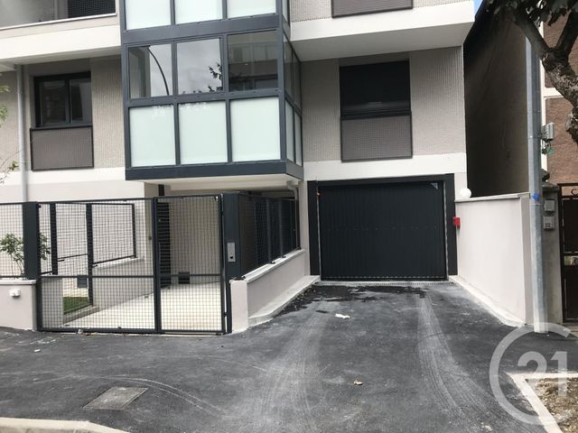 parking à louer - 18.15 m2 - CHAMPIGNY SUR MARNE - 94 - ILE-DE-FRANCE - Century 21 Vabel Immobilier
