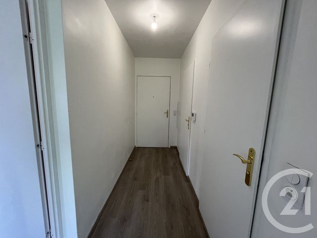 Appartement T2 à louer - 2 pièces - 46.8 m2 - JOINVILLE LE PONT - 94 - ILE-DE-FRANCE - Century 21 Vabel Immobilier