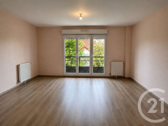 Appartement T2 à louer - 2 pièces - 46.8 m2 - JOINVILLE LE PONT - 94 - ILE-DE-FRANCE - Century 21 Vabel Immobilier