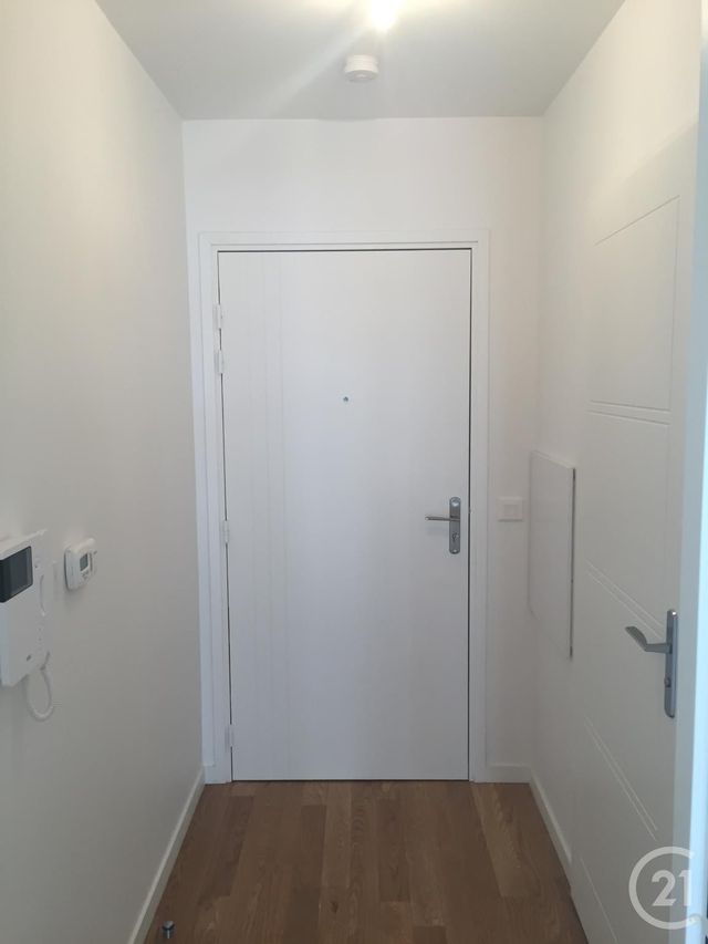 Appartement F1 à louer - 1 pièce - 28.78 m2 - JOINVILLE LE PONT - 94 - ILE-DE-FRANCE - Century 21 Vabel Immobilier