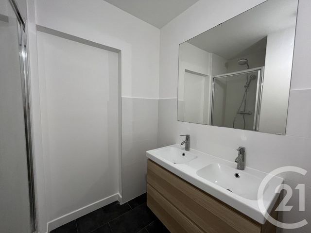 Appartement T4 à louer - 4 pièces - 82.77 m2 - JOINVILLE LE PONT - 94 - ILE-DE-FRANCE - Century 21 Vabel Immobilier