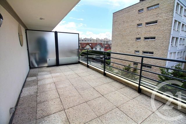 Appartement Studio à louer - 1 pièce - 34.35 m2 - JOINVILLE LE PONT - 94 - ILE-DE-FRANCE - Century 21 Vabel Immobilier
